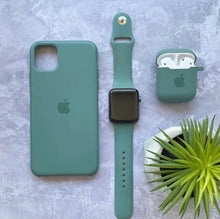 Load image into Gallery viewer, Silicone Case PINE GREEN
