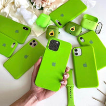 Load image into Gallery viewer, Silicone Case NEON GREEN
